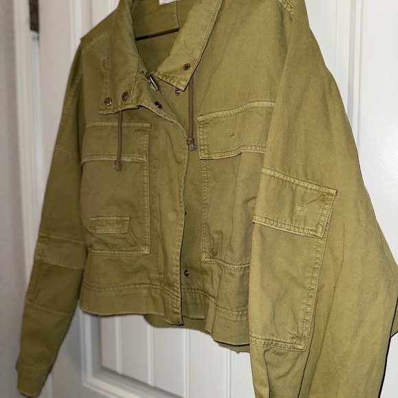 Lily Maes Olive Green Jacket - Picture 3 of 16